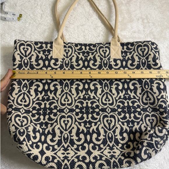 Tote made in India Cotton Material Excellent Pre-loved - Picture 1 of 5